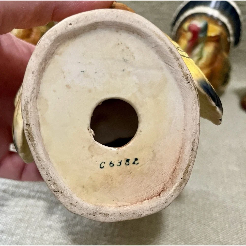 N/A vintage ceramic